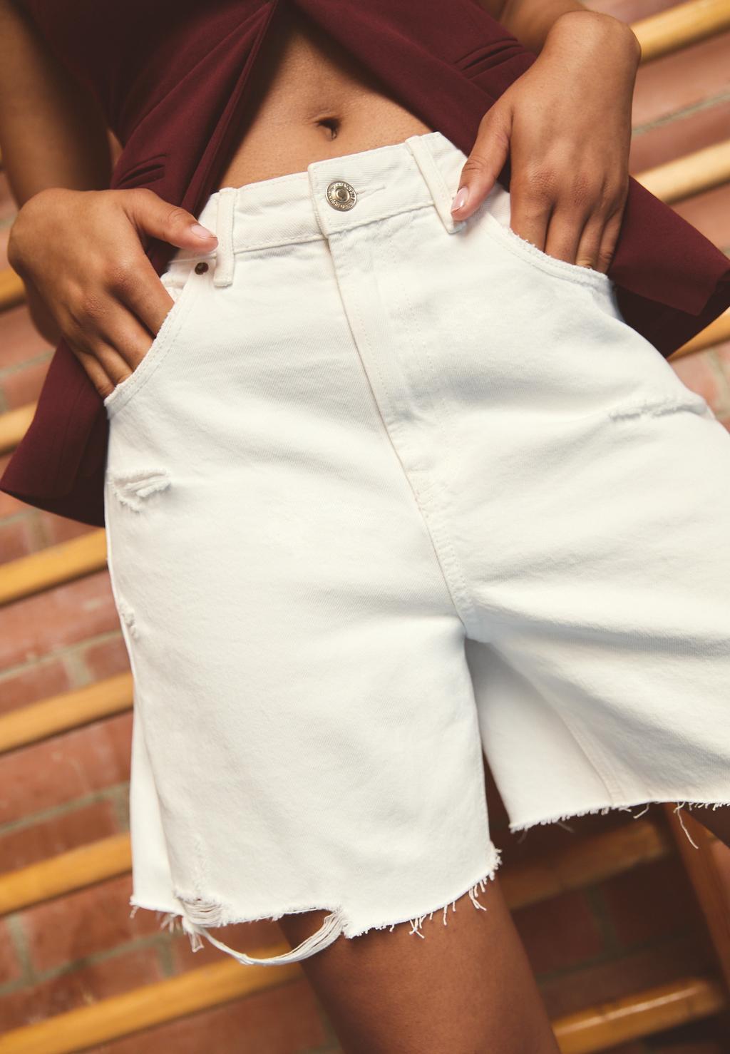 D93 Short denim longline