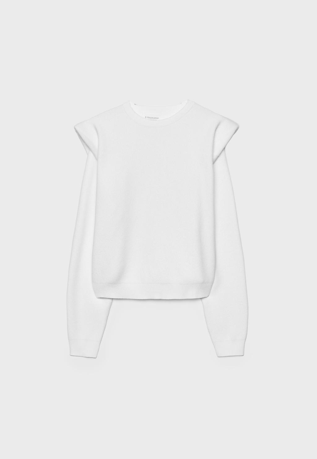 Gebreide trui met schoudervullingen