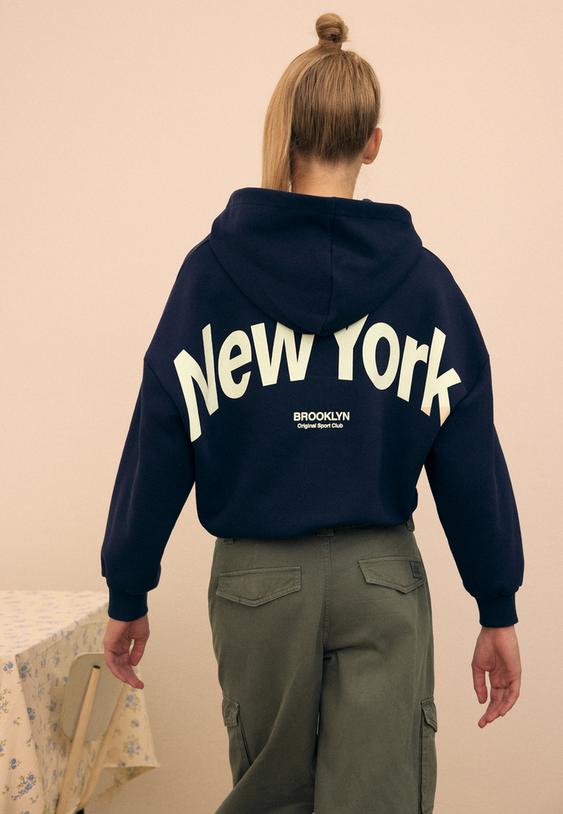sweatshirt oversize com grafico