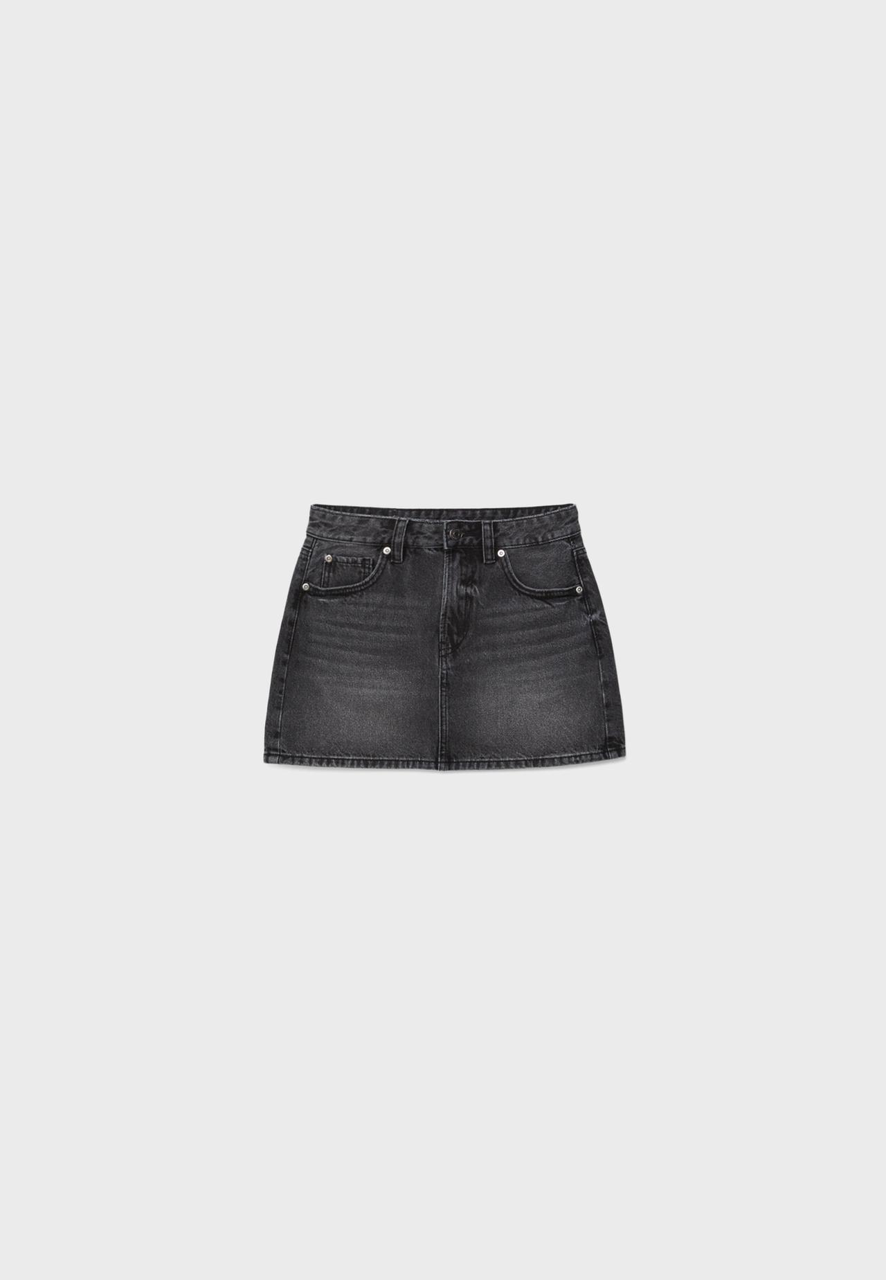 D60 basic denim mini skirt — BLACK DENIM WASH