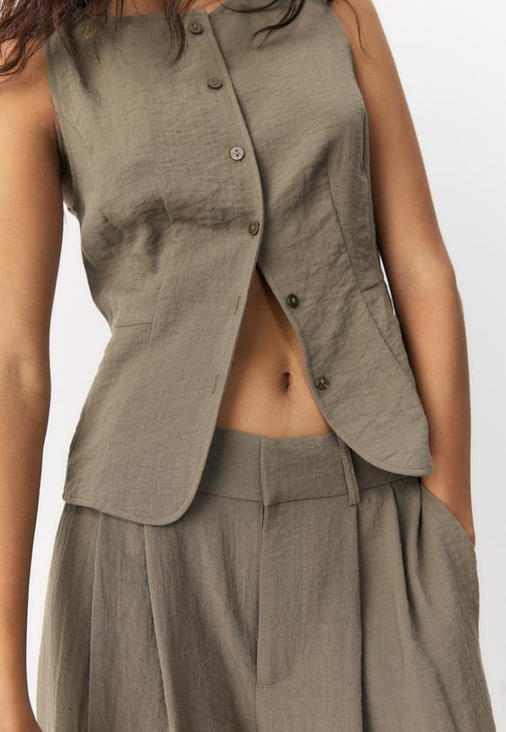 Stradivarius Top Sans Manches À Boutons Marron Xs