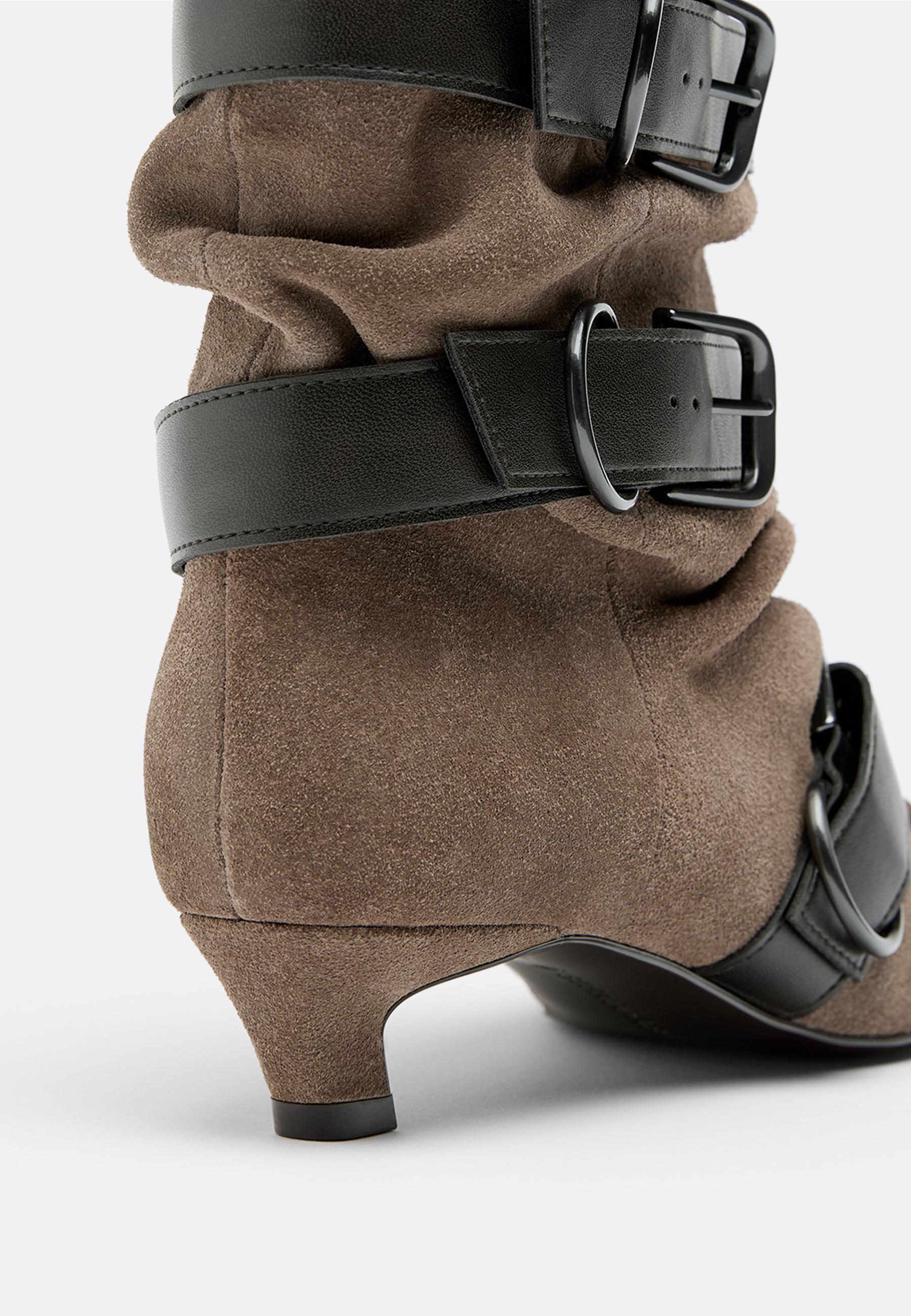 Leather kitten heel boots with belt — BEIGE