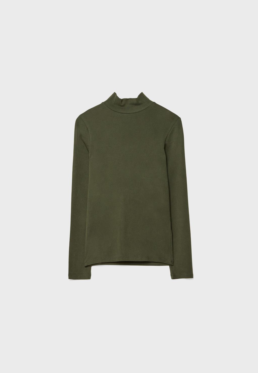 Camiseta básica cuello alto