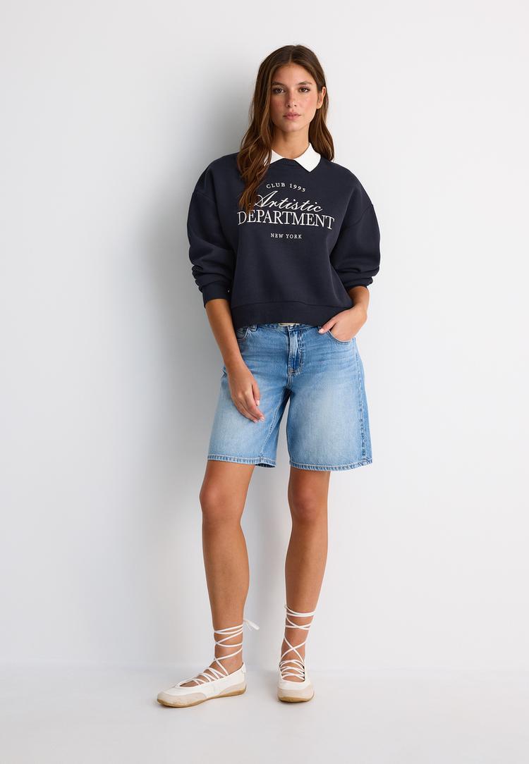 sudadera bordada cuello polo