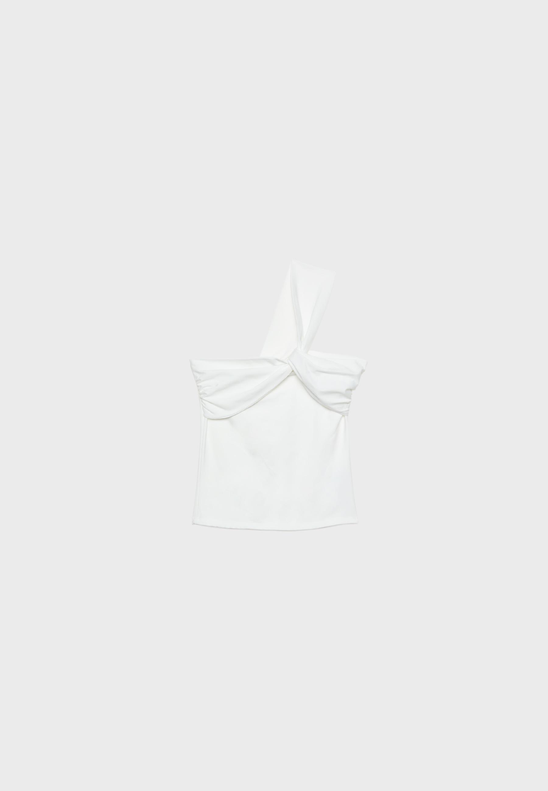 Asymmetric top - Women's fashion | Stradivarius United States