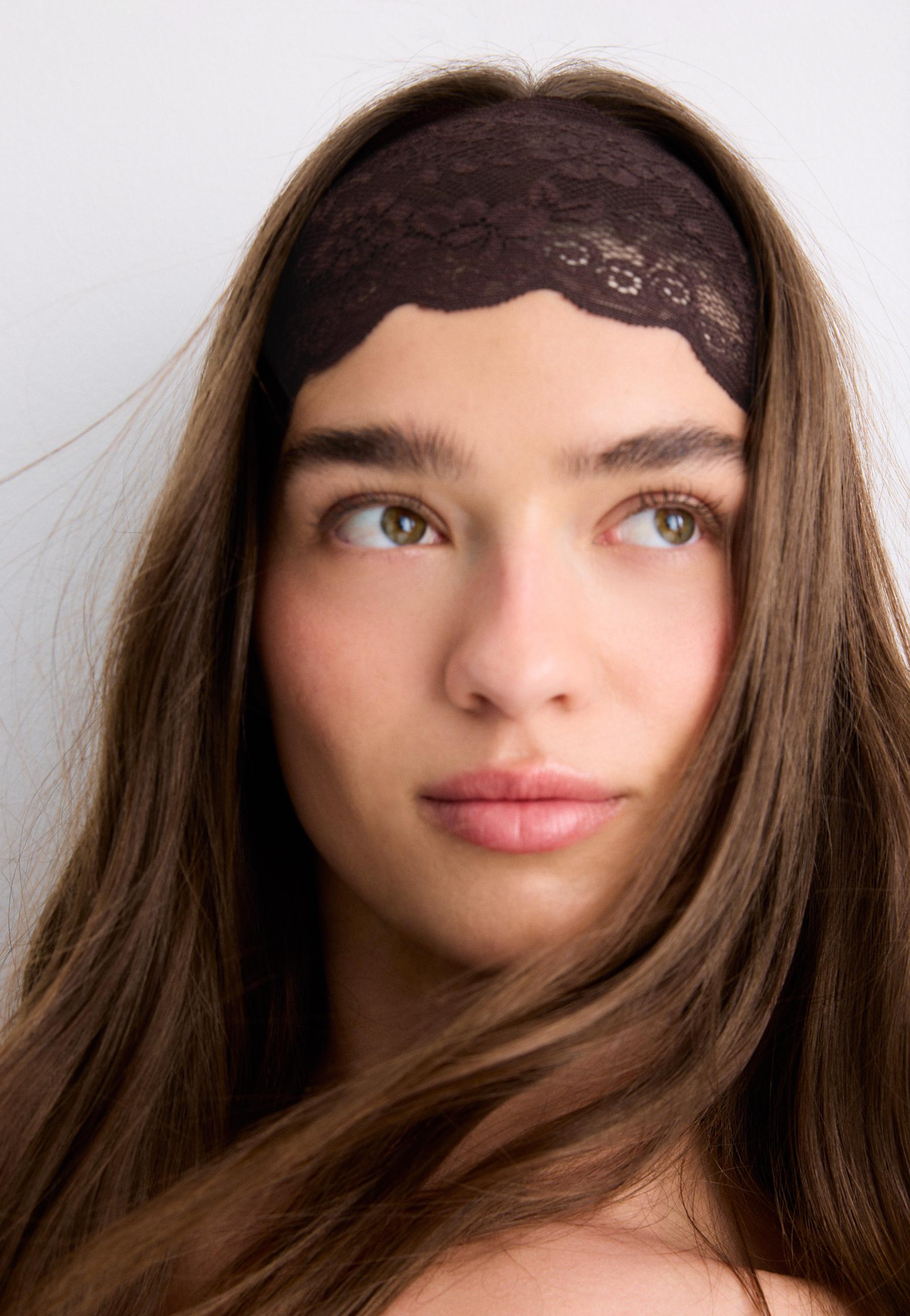 Set of 2 lace and fur hair ties — Black