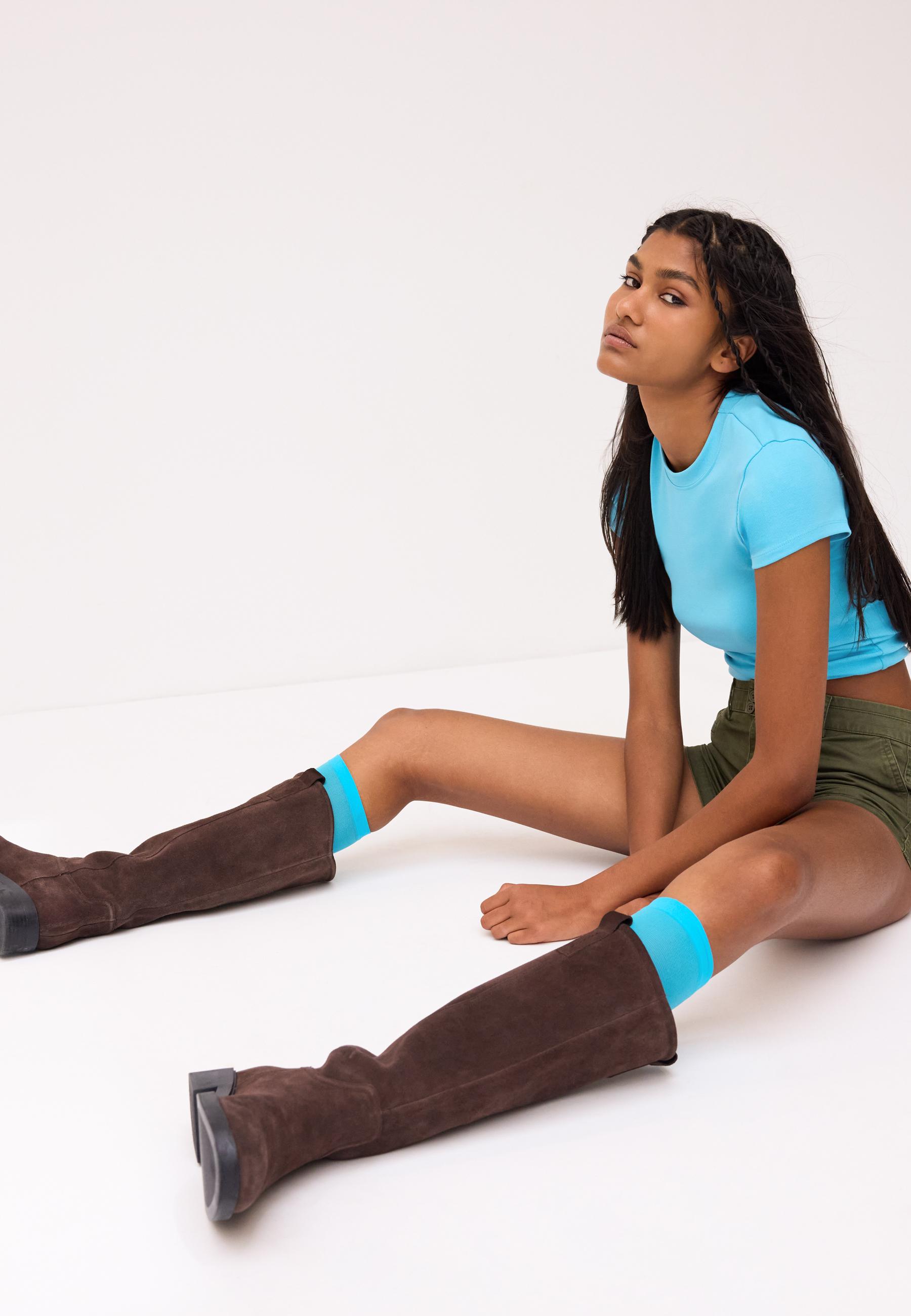 Double-button mini shorts — Khaki