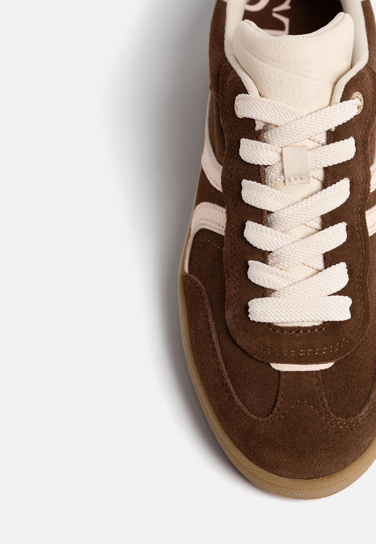 Casual leather trainers — BROWN