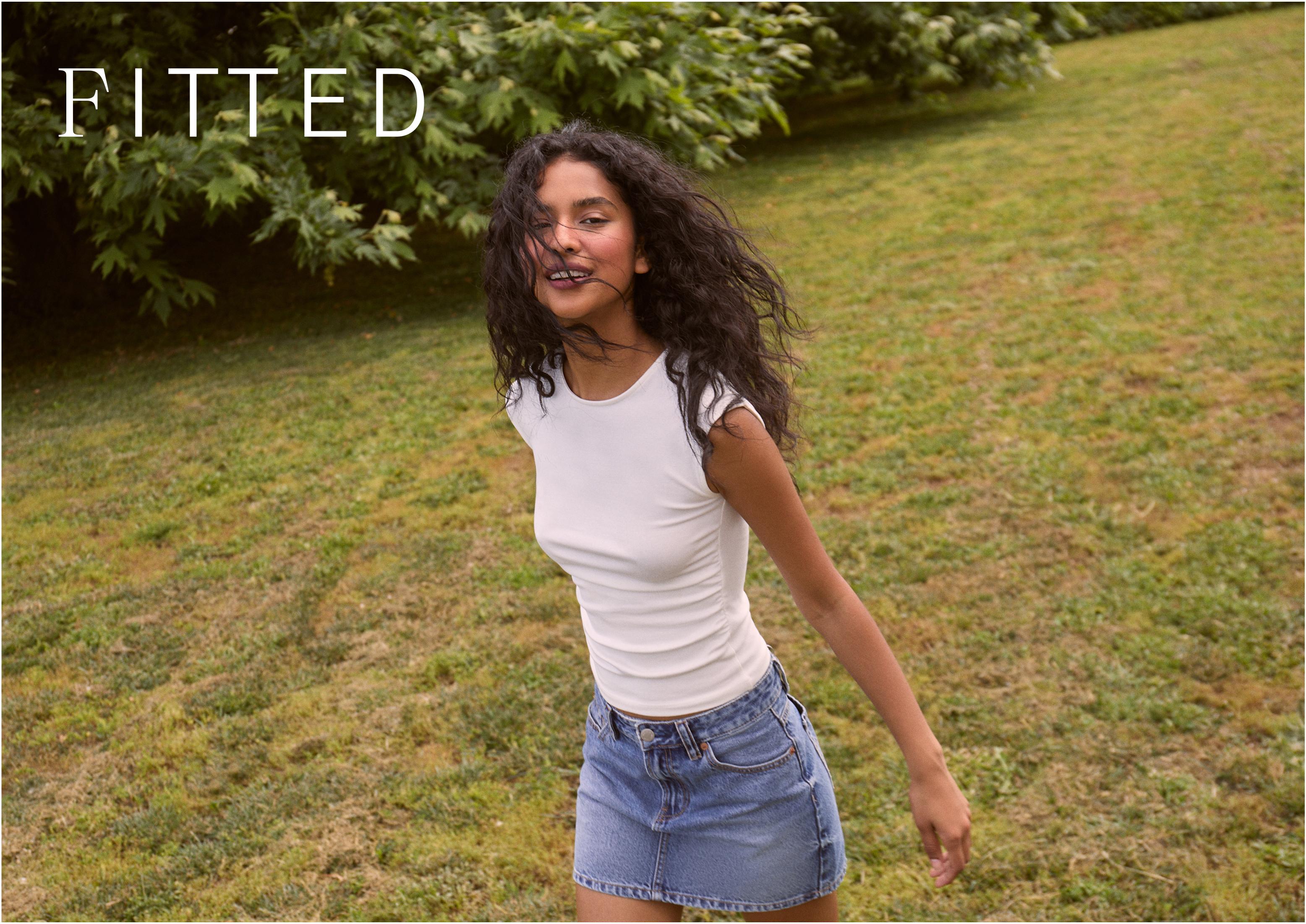 Basic Ruched Fitted T-Shirt — Ecru
