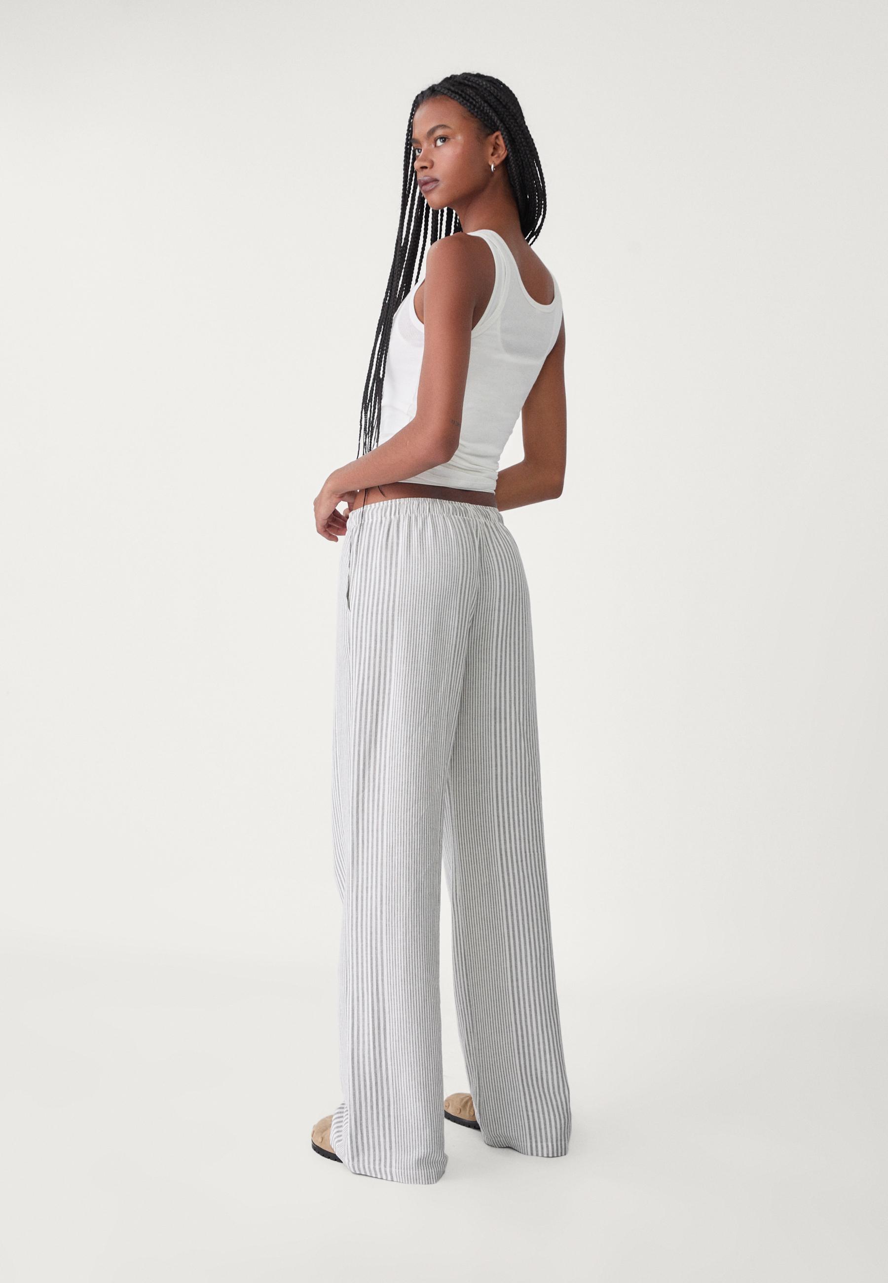 レッドバレンティノ レディース カジュアルパンツ ボトムス Casual pants レッドバレンティノ レディース カジュアルパンツ ボトムス Casual