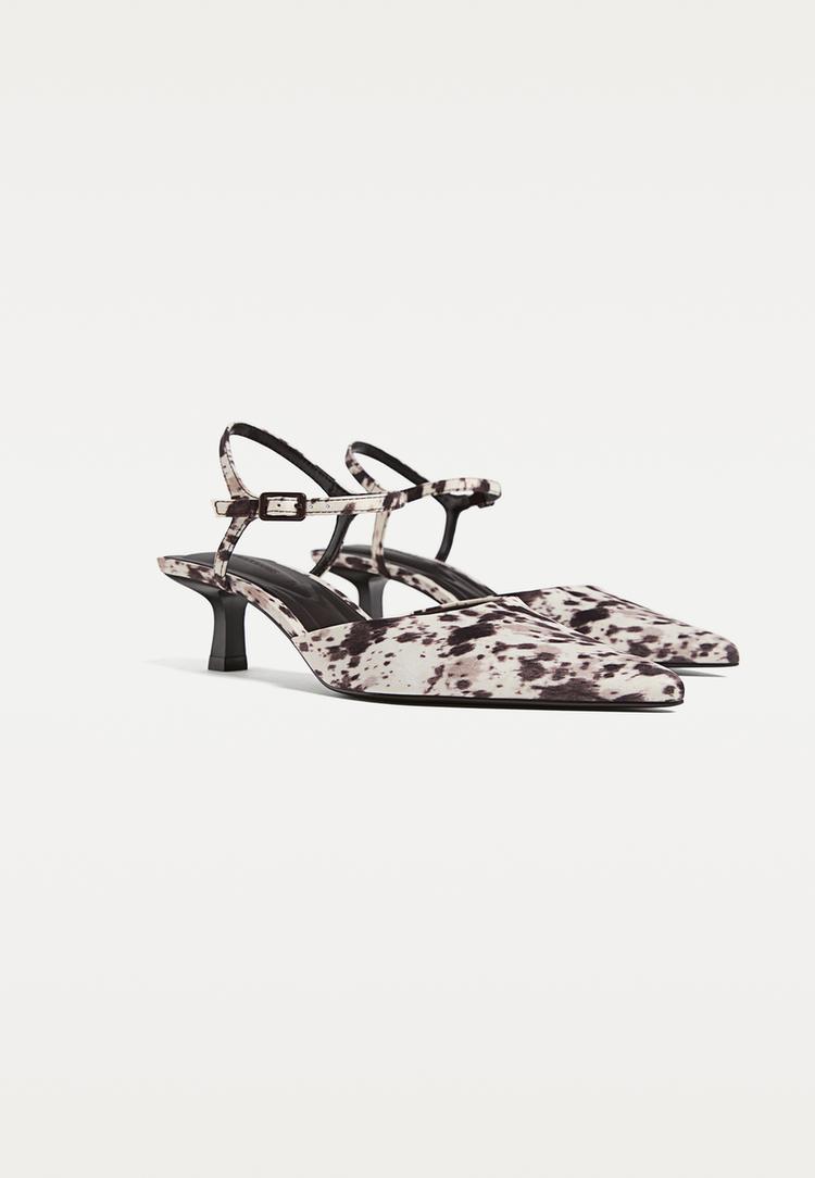 zapatos de tacon estampado