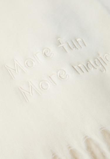 Slogan scarf — Ecru 3
