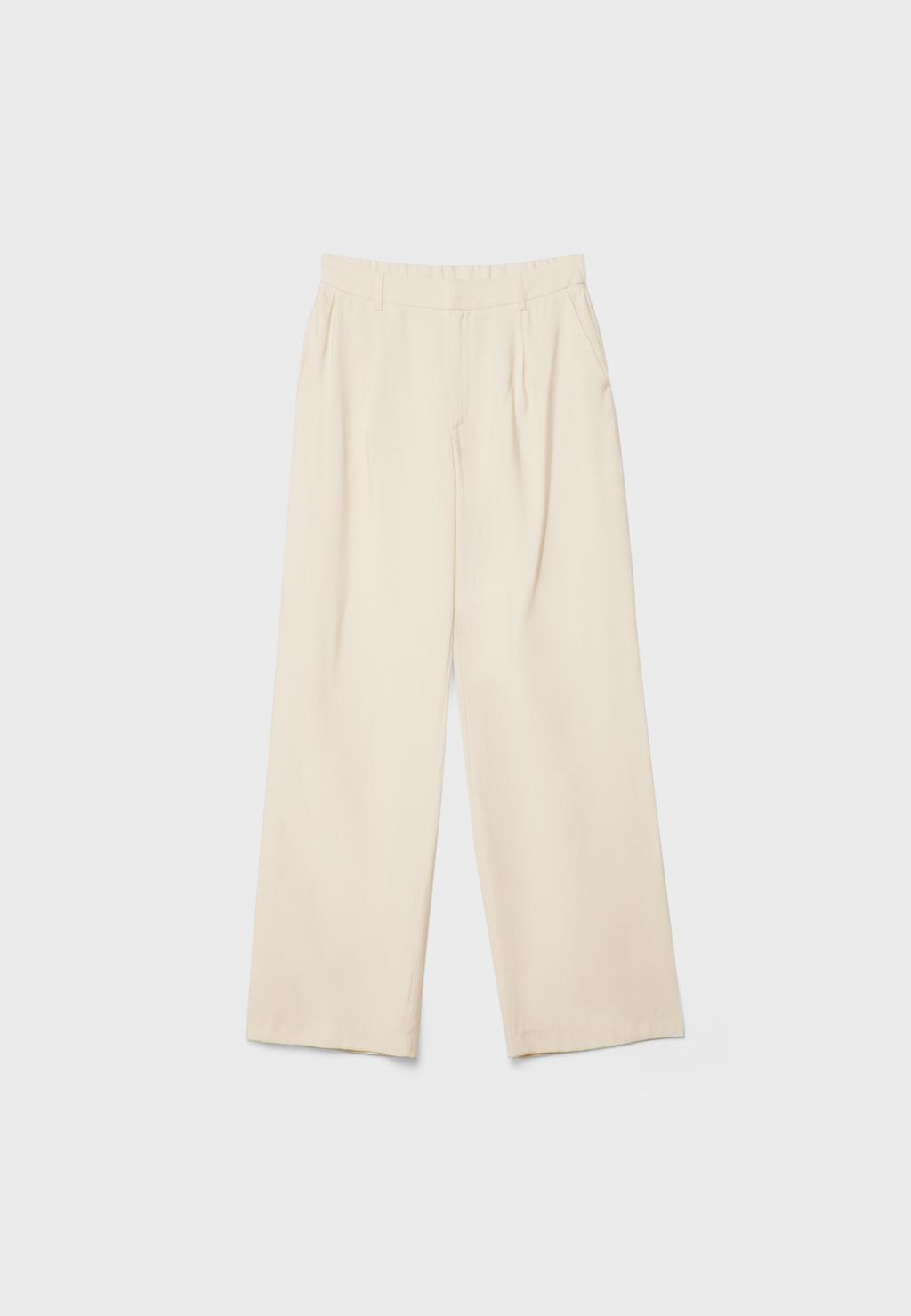 Pantalón recto fluido pinzas