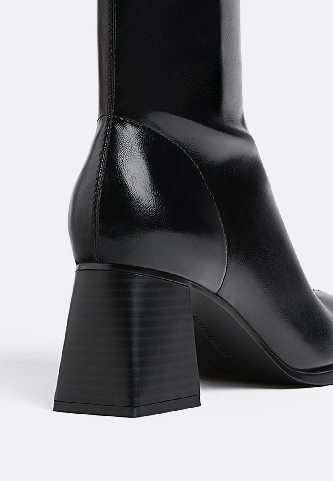 Botines tacón medio stretch Stradivarius España