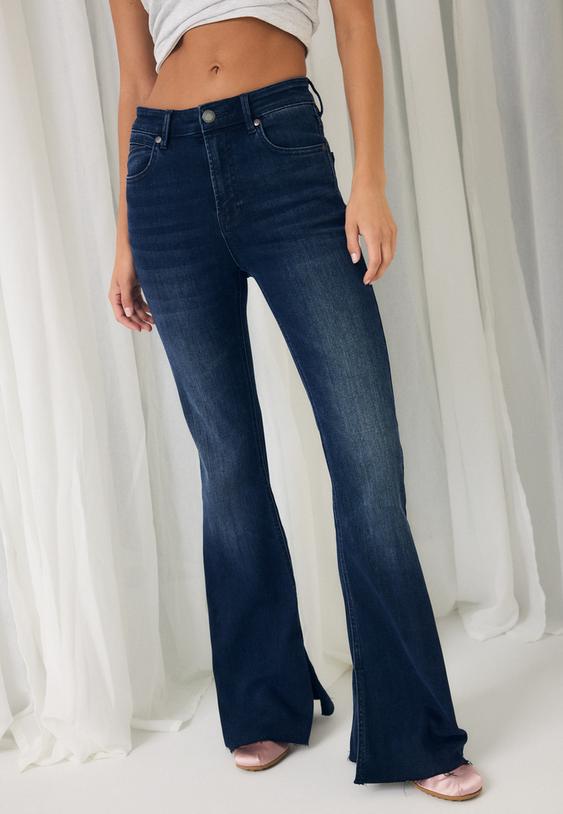 Stradivarius D74 Bell Bottom Jeans With Split Light Grey Denim Wash 16