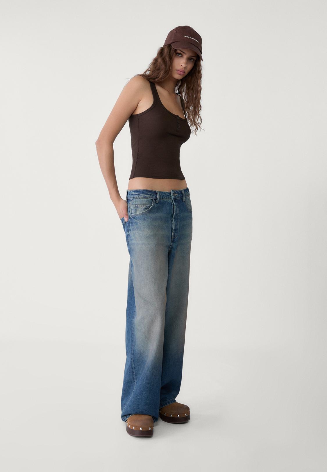Loose baggy jeans Women's fashion Stradivarius Saudi Arabia