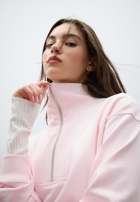 sudadera cuello subido cremallera