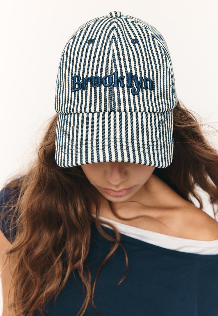 Stradivarius Καπέλο Τζόκεϊ Brooklyn Navy Blue Os φωτογραφία