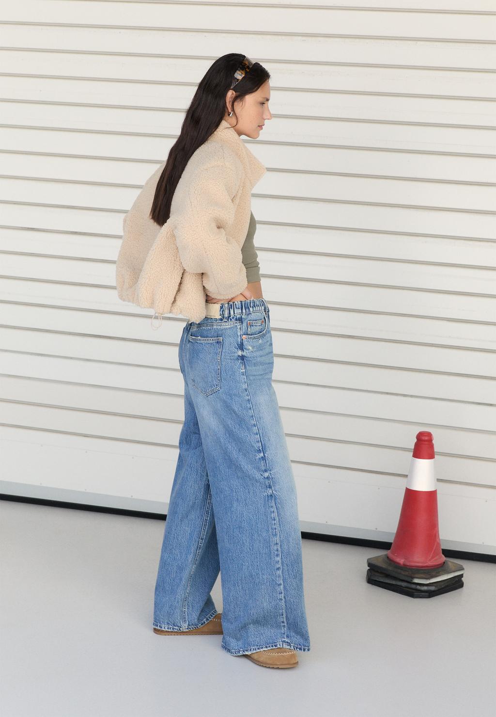 D99 loose wide leg jeans