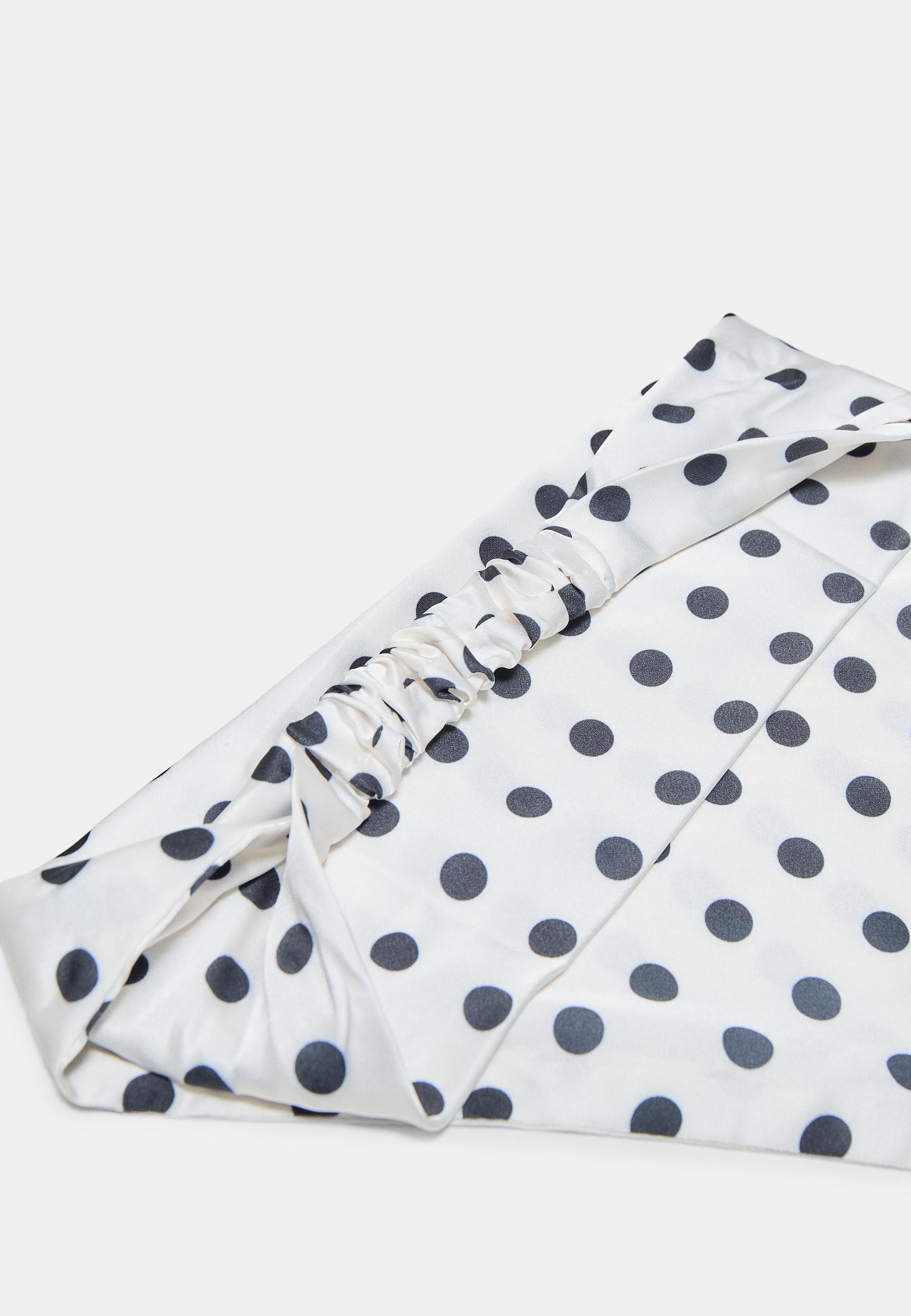 Polka dot triangular headscarf — White