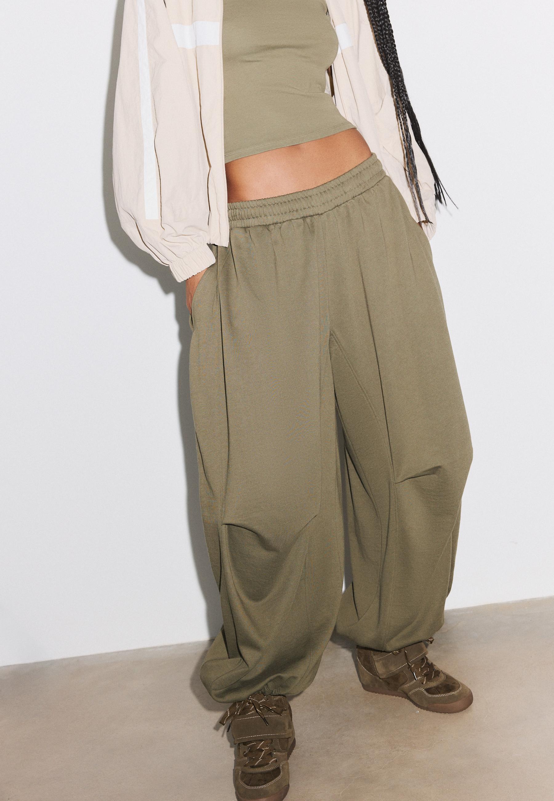 Balloon jogger trousers with toggles — Khaki