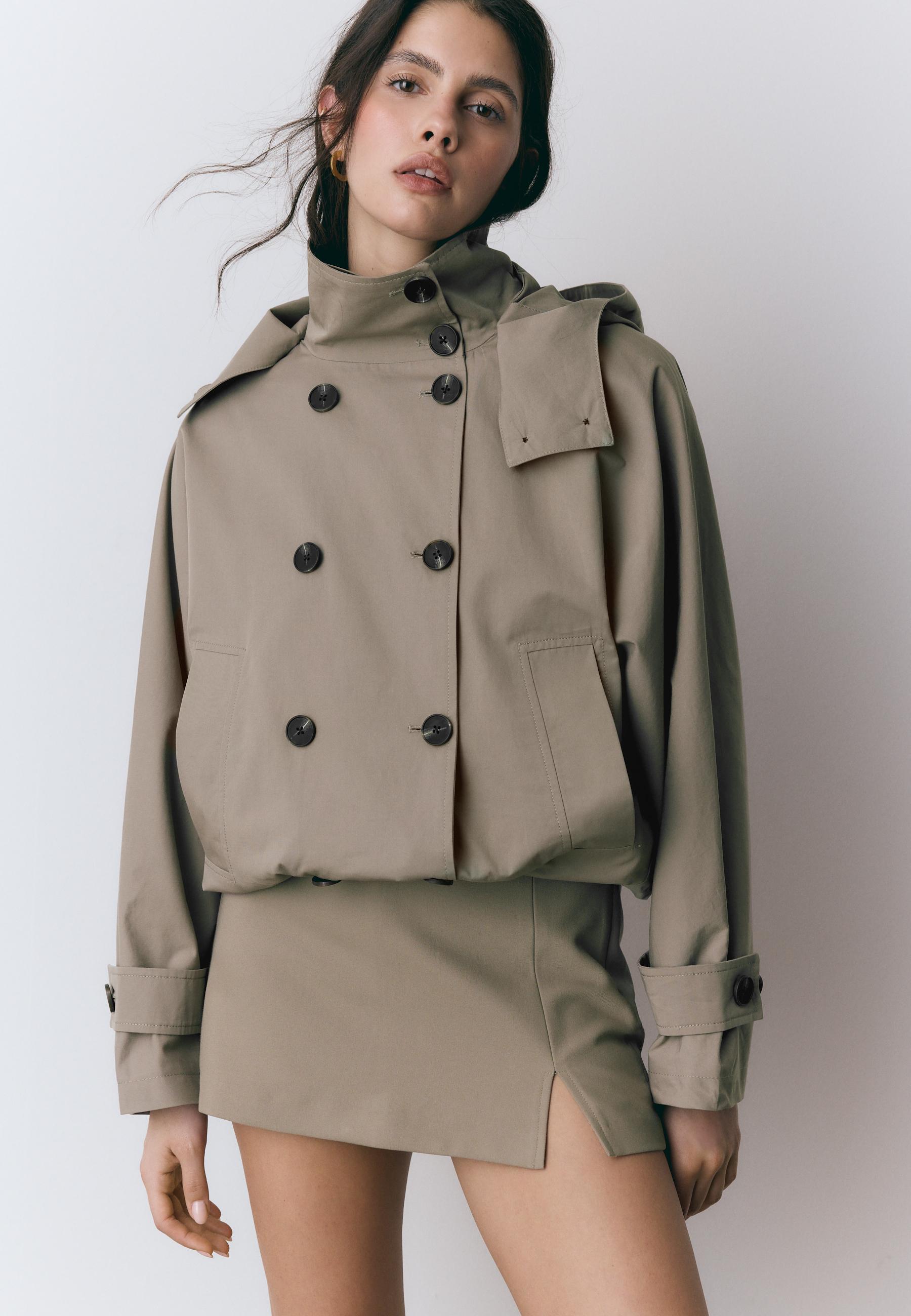 Short puff sleeve trench coat with detachable hood — Beige