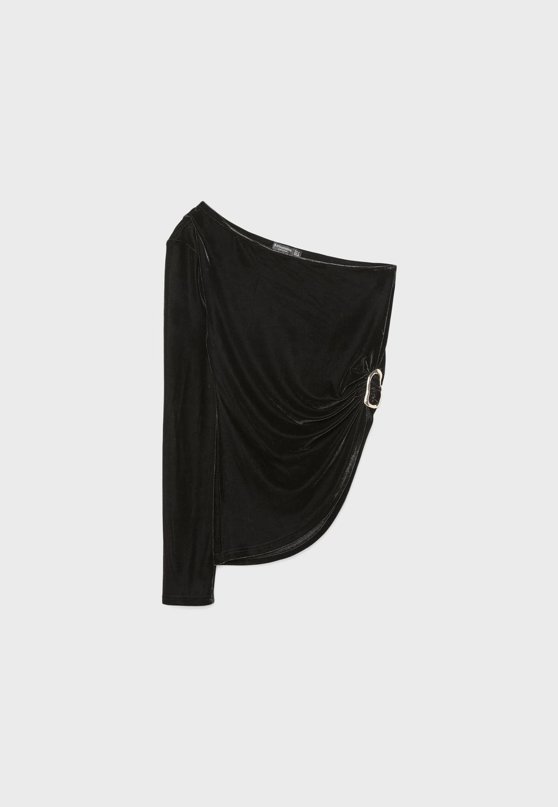 Asymmetric velvet top with buckle Women's fashion Stradivarius