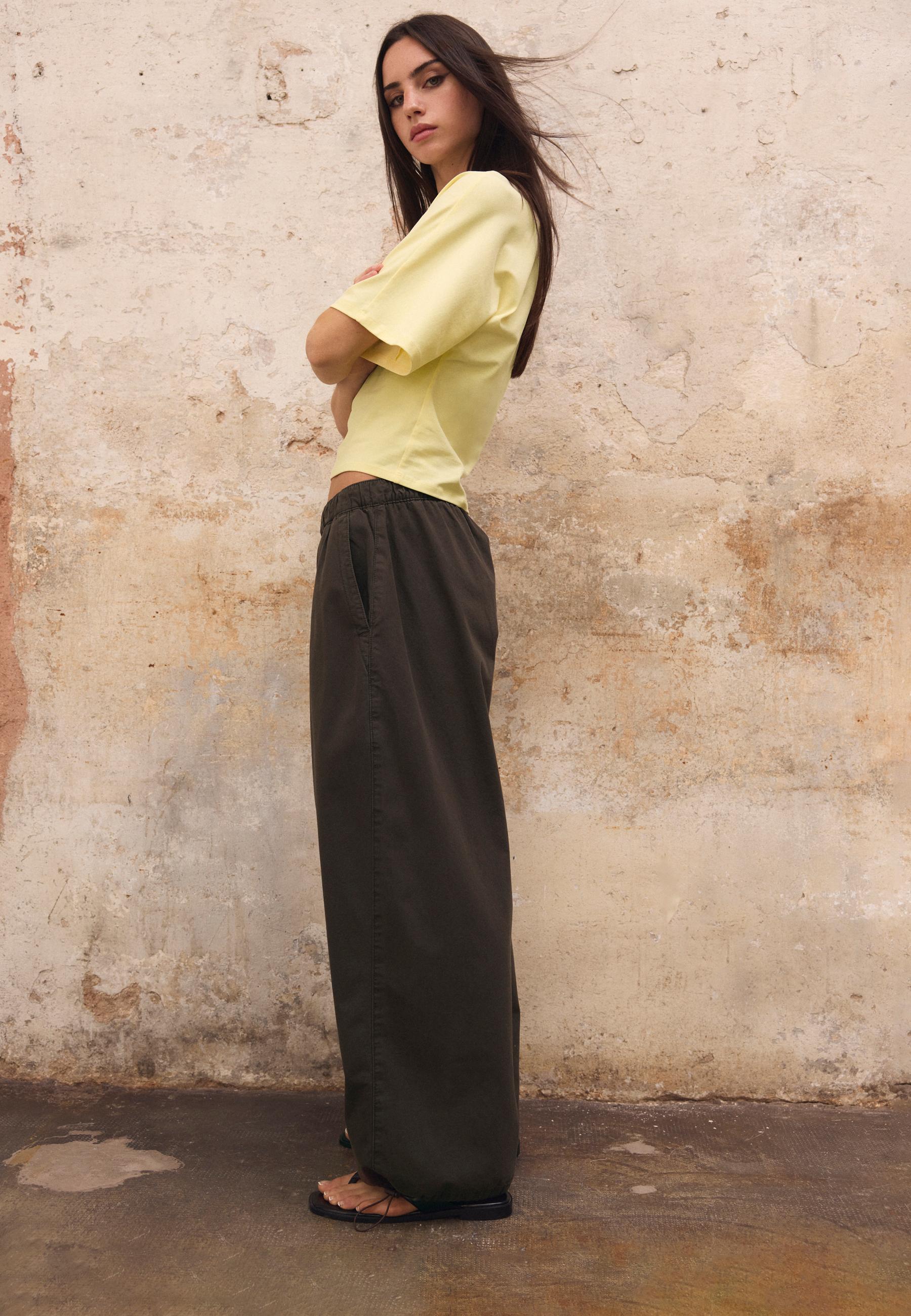 Barrel poplin trousers with stoppers — Brown