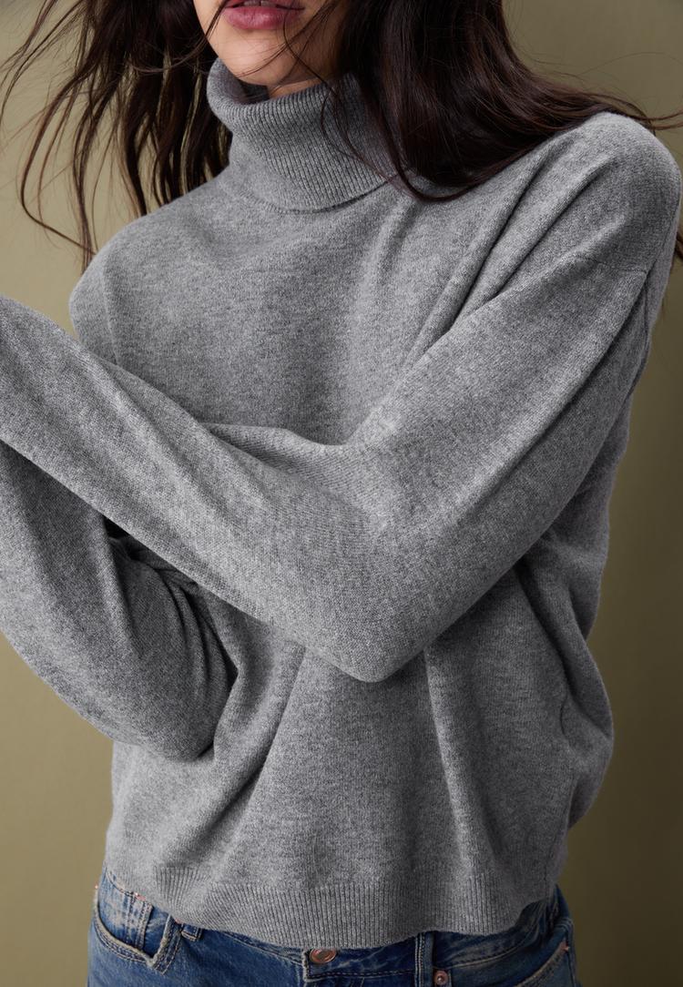pull basique a col montant