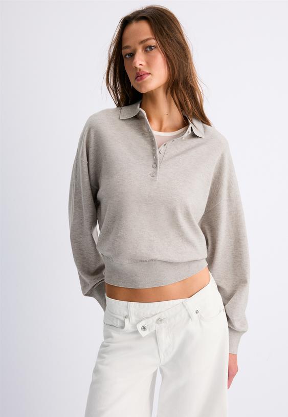 camisola de malha com gola de polo