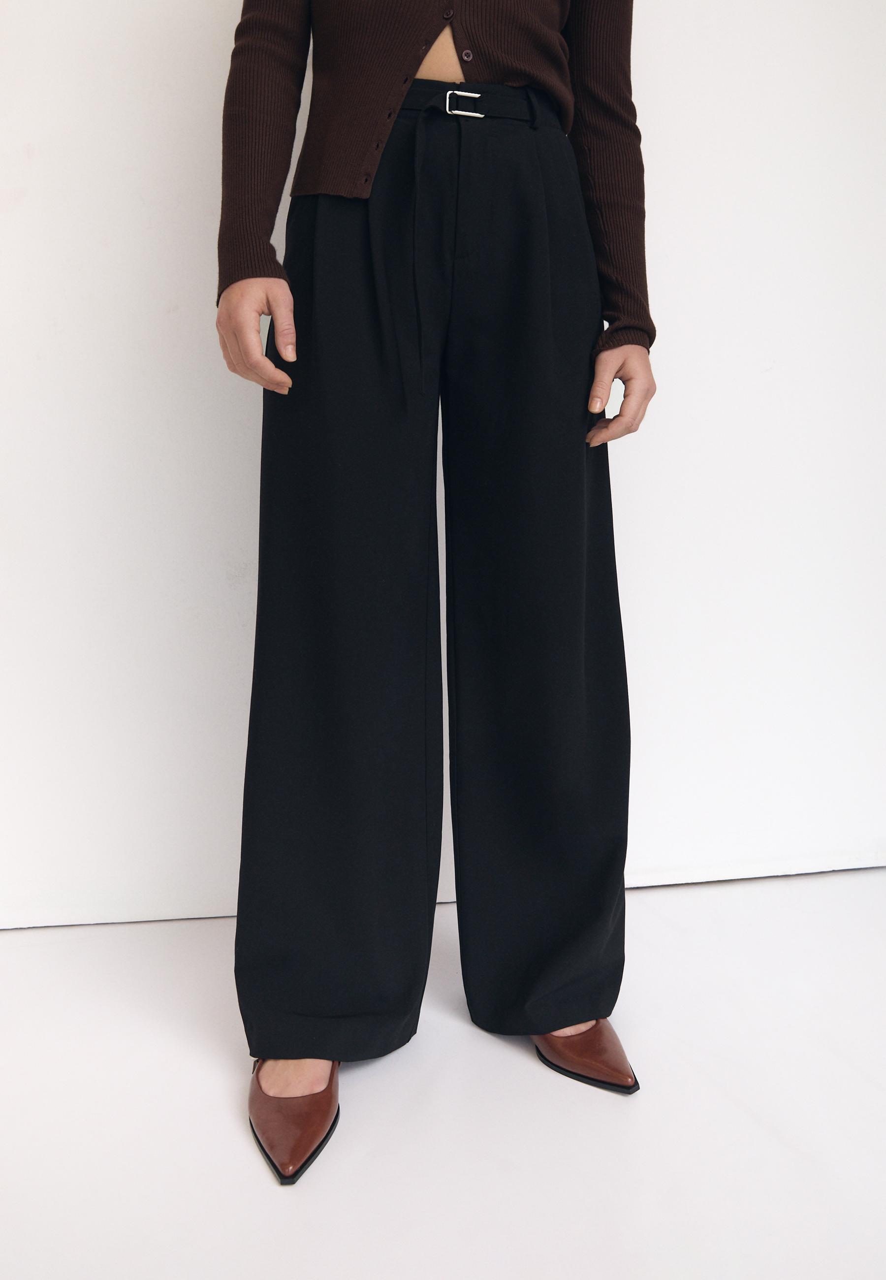 Wide-leg trousers with buckle detail — Black