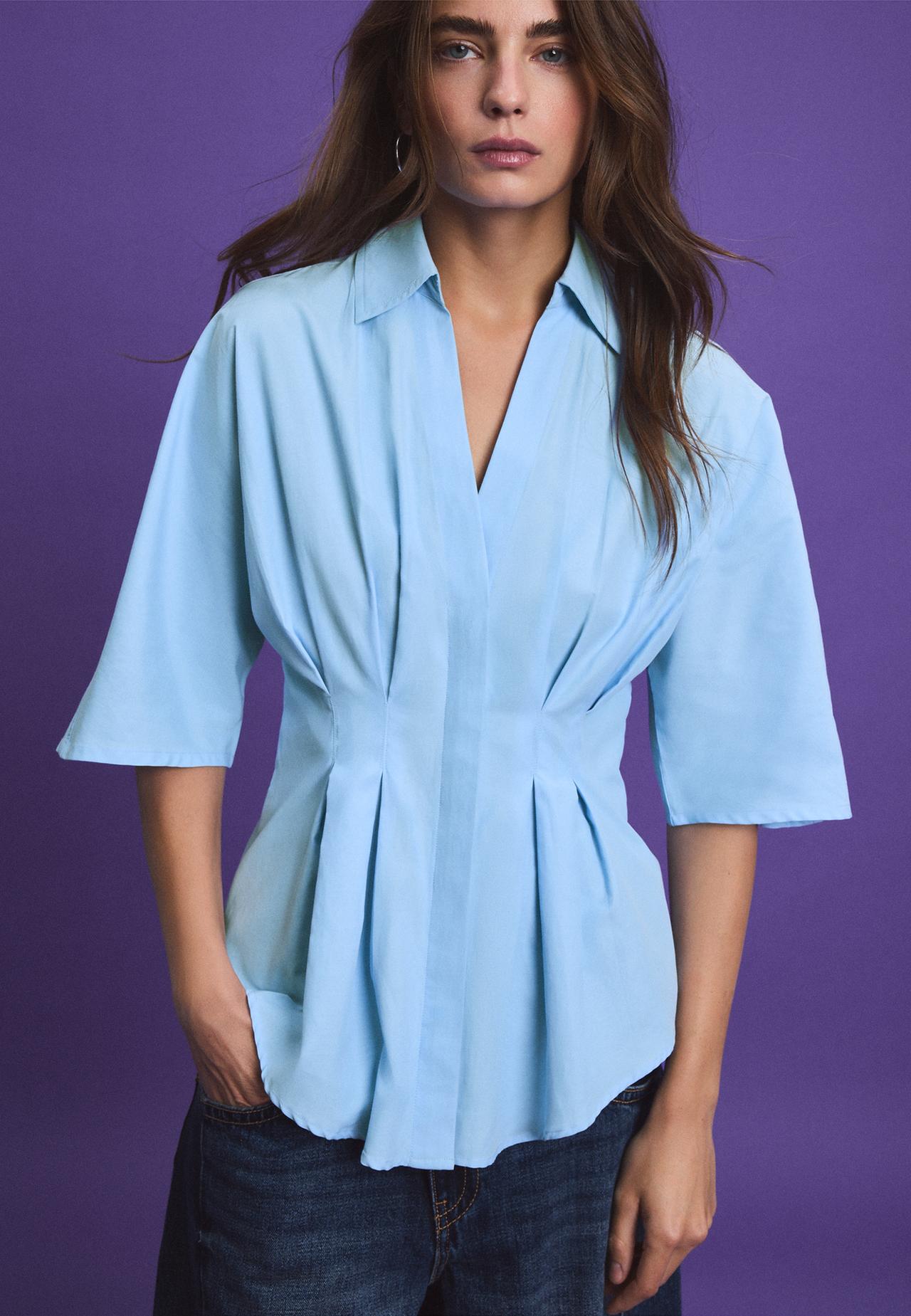 Fitted kimono sleeve shirt with pleats — Sky blue