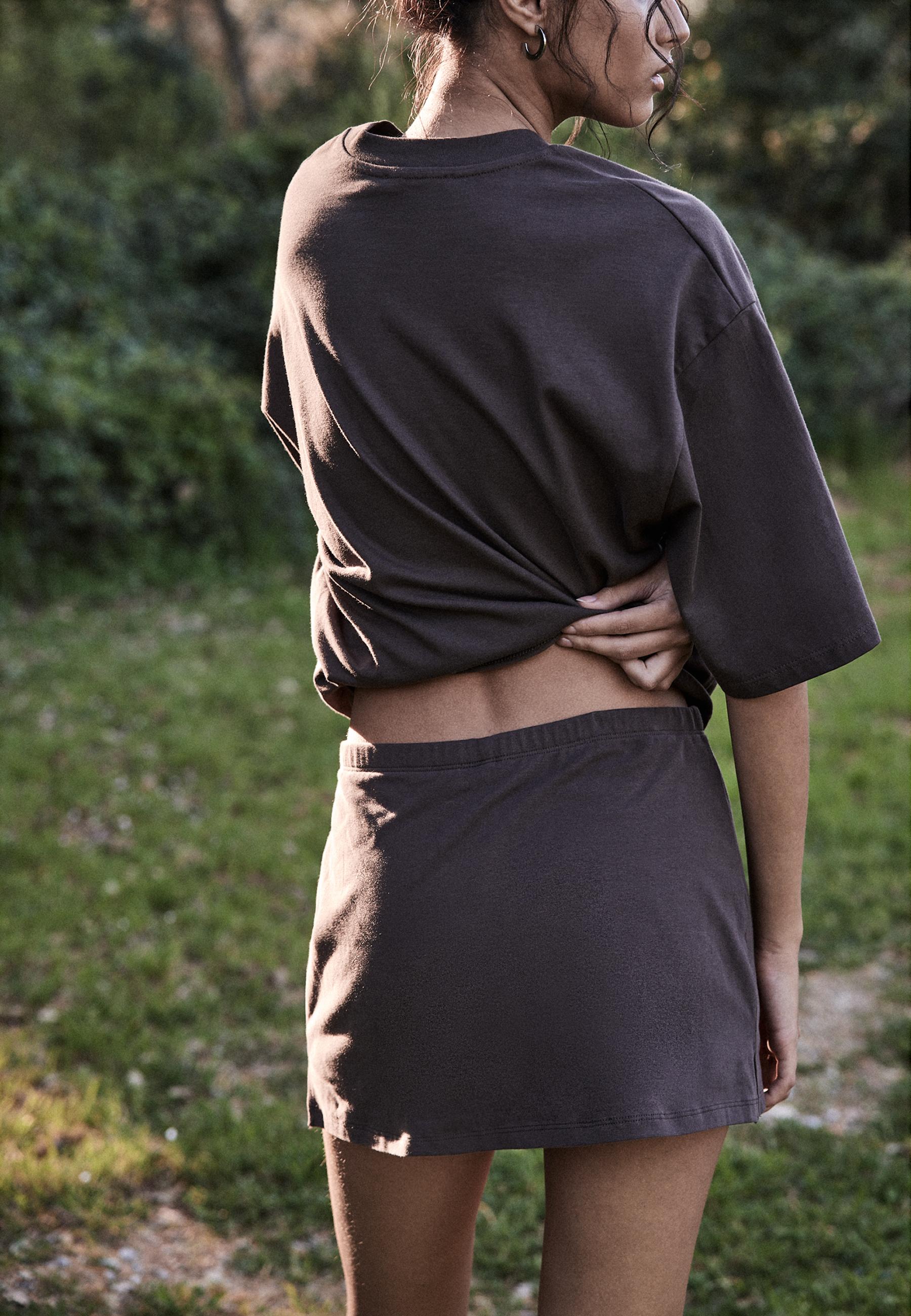 Basic knit skort — Brown