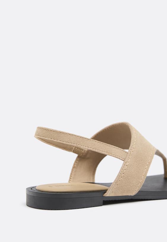 Stradivarius Flat Leather Thong Sandals Beige 2