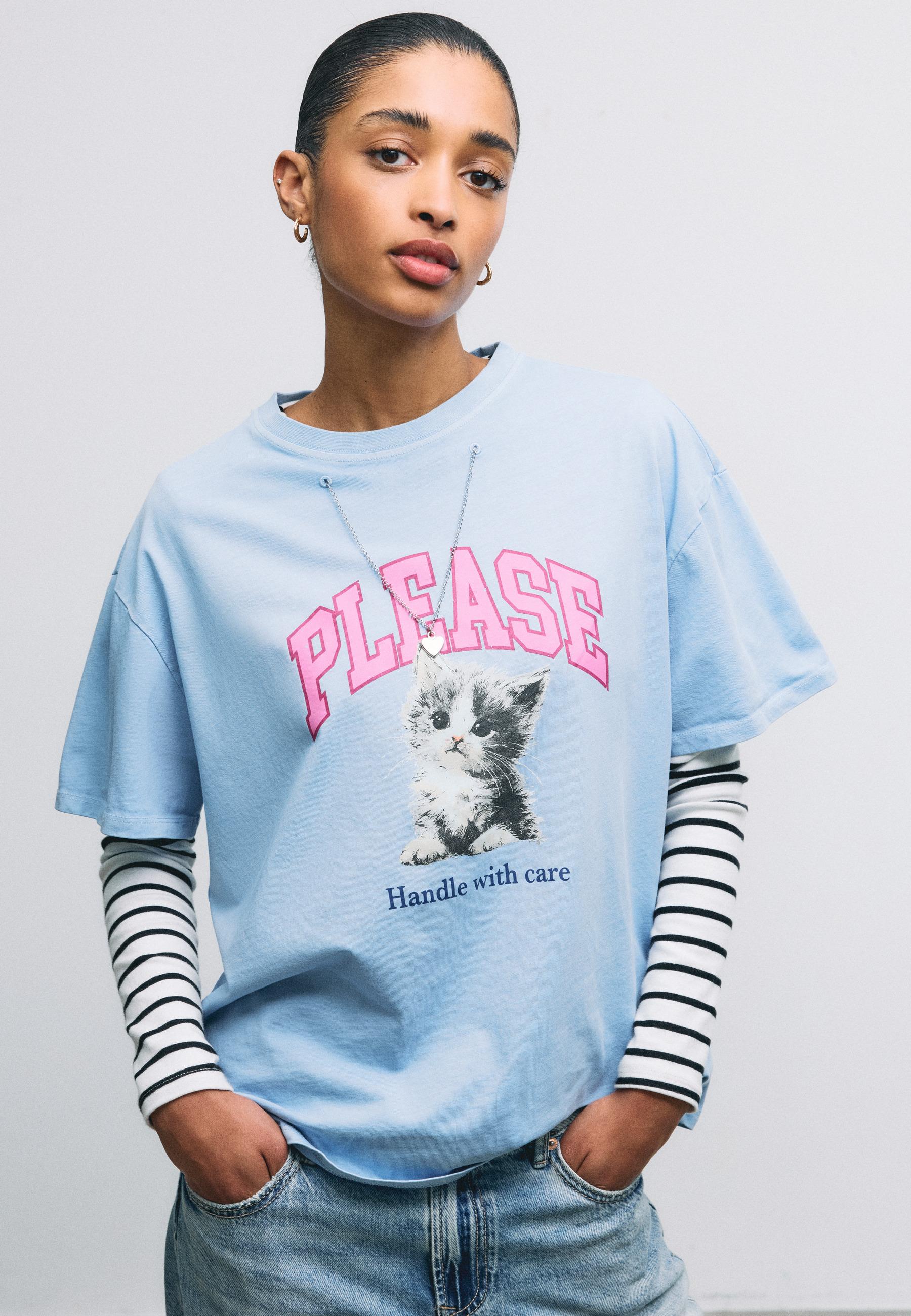 Short sleeve T-shirt with graphic and appliqué — Royal blue