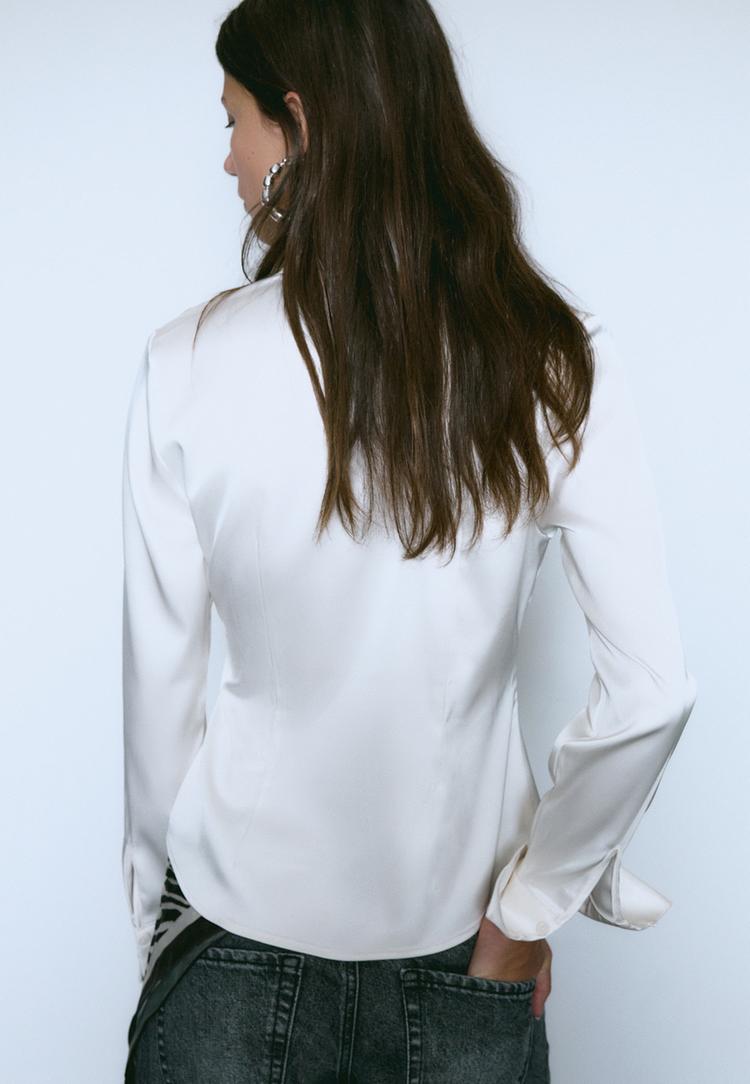camisa fitted satinada