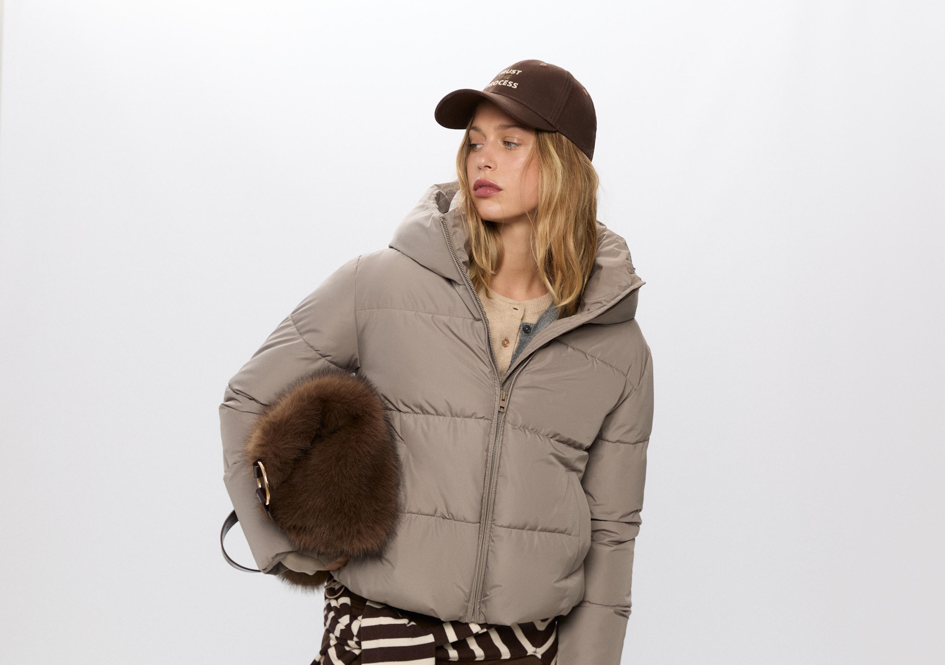 Basic hooded puffer jacket — Brown