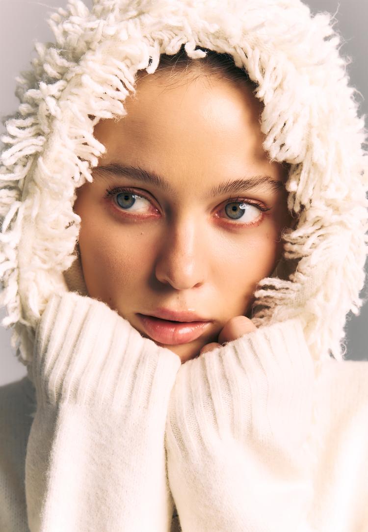 chaqueta de punto capucha efecto pelo