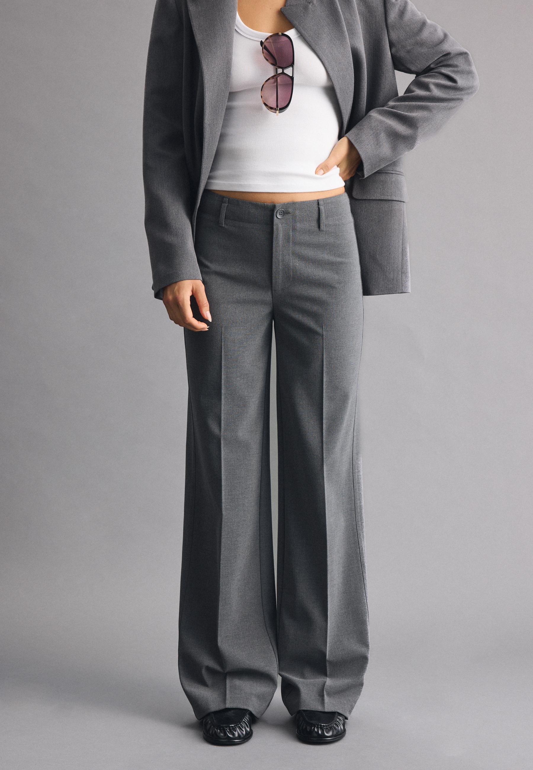 Slim straight trousers — Dark grey