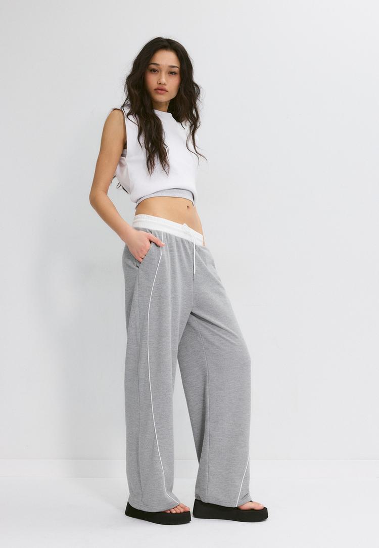 Stradivarius Jogger Παντελόνι Με Stoppers Γκρι Μελανζέ L