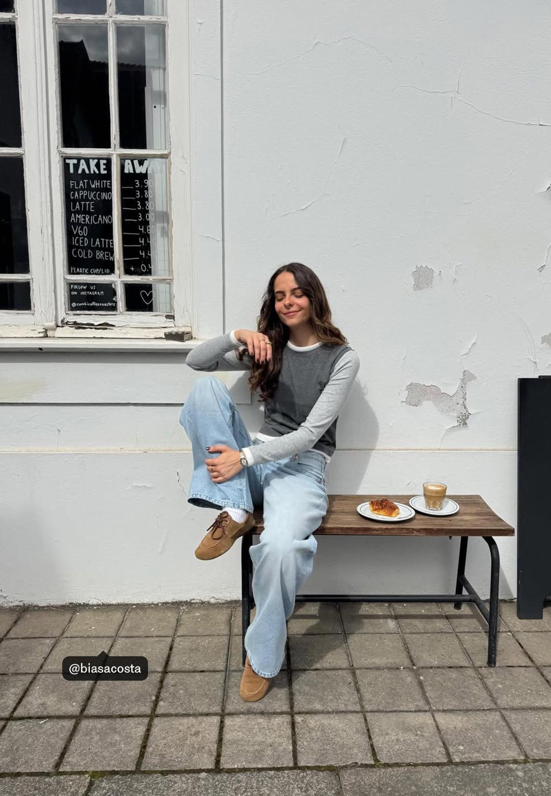 Yıldız detaylı düşük bel geniş paça jean - Görsel 9