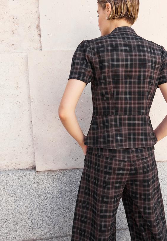 Stradivarius Fitted Short Sleeve Check Shirt Black M