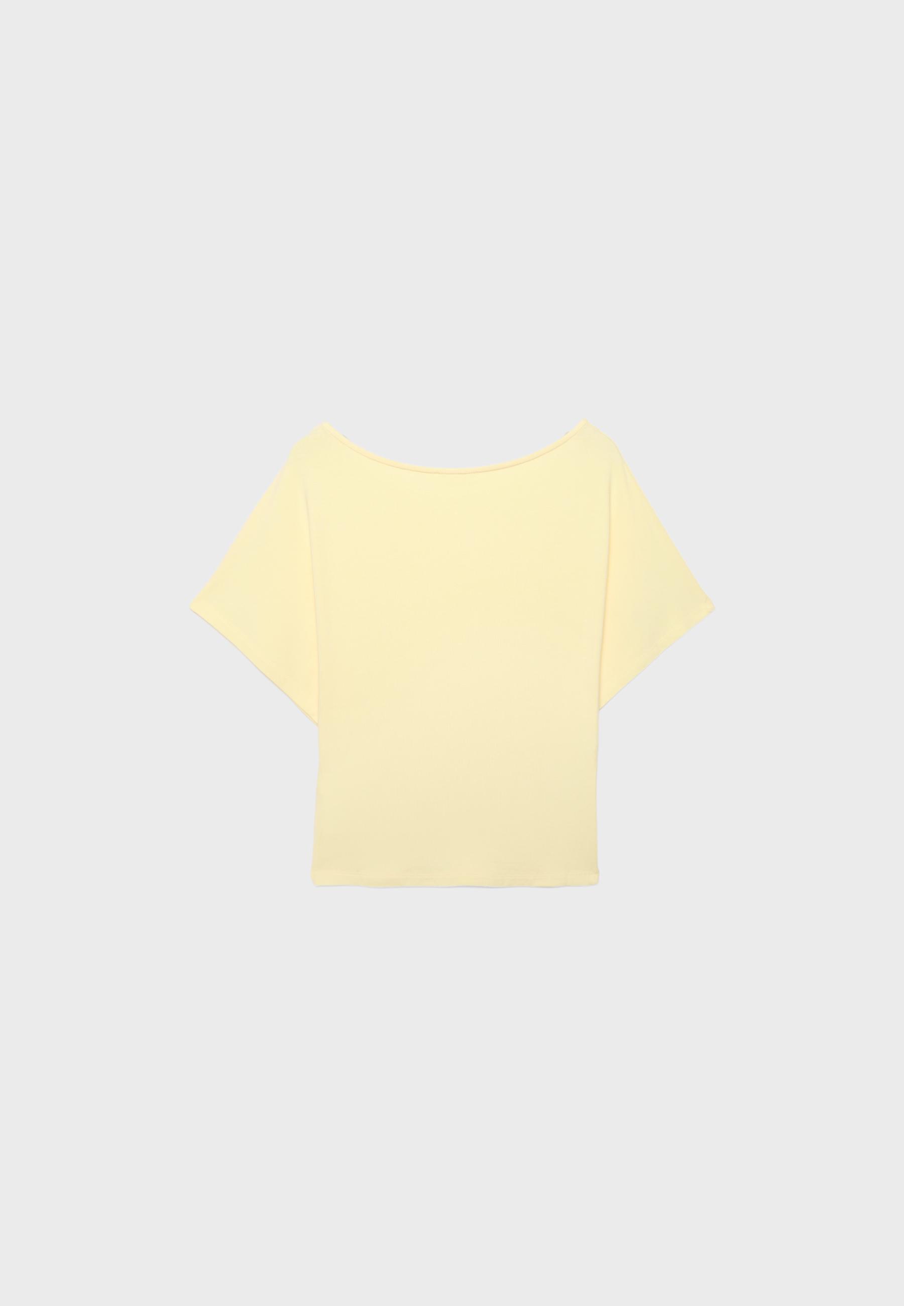 Short sleeve boat neck T-shirt — Pastel yellow