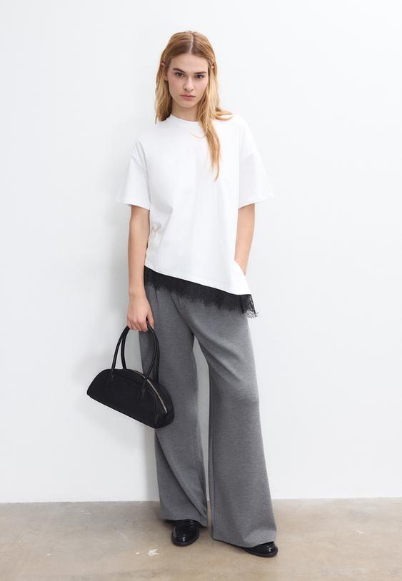 maglietta a maniche corte con orlo in pizzo