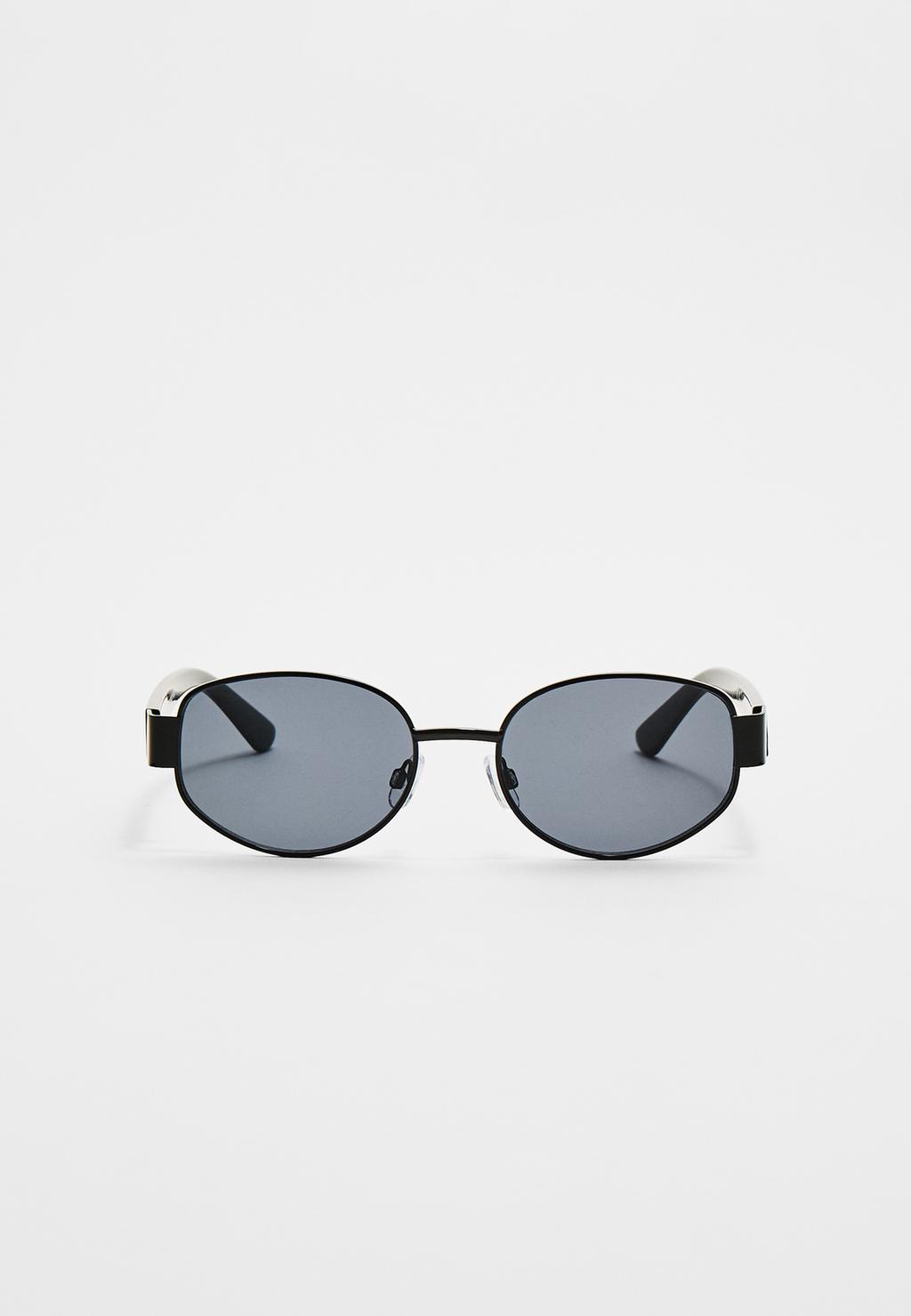 Sunglasses with metal temples