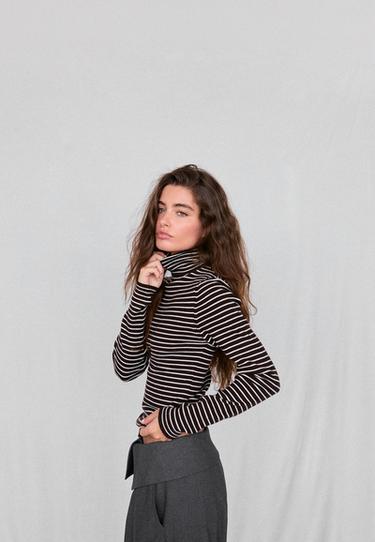 Basic turtleneck jumper — Brown 6