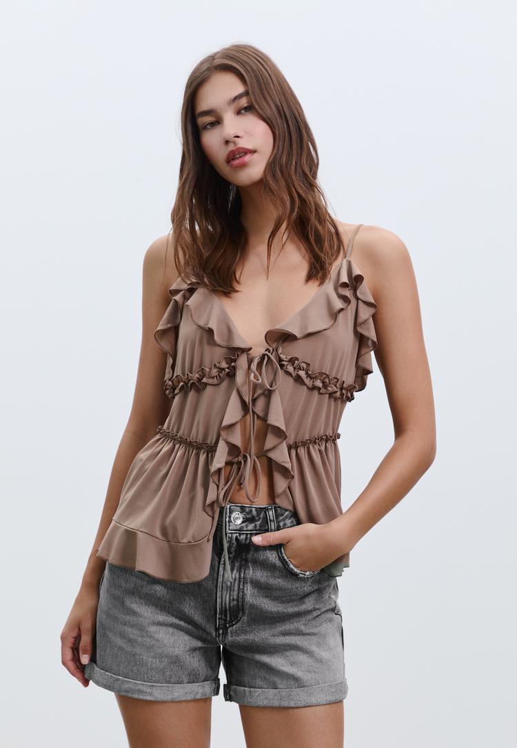 d83 short mom fit