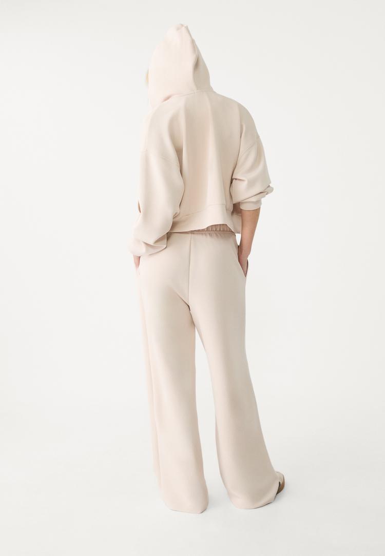 wide-leg-hose-mit-naht-in-weicher-haptik