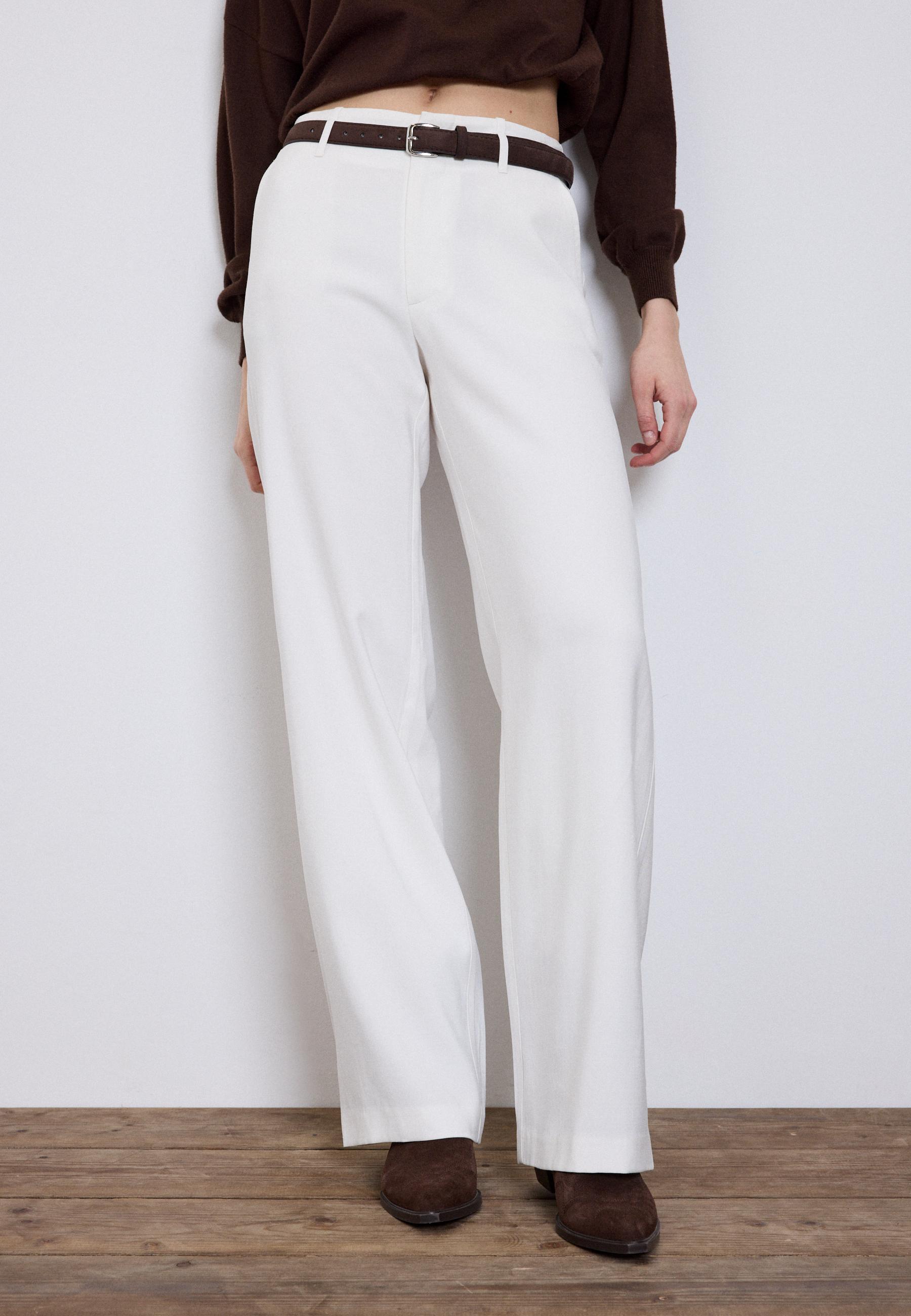 Düz kesim dökümlü kemerli pantolon - Görsel 4