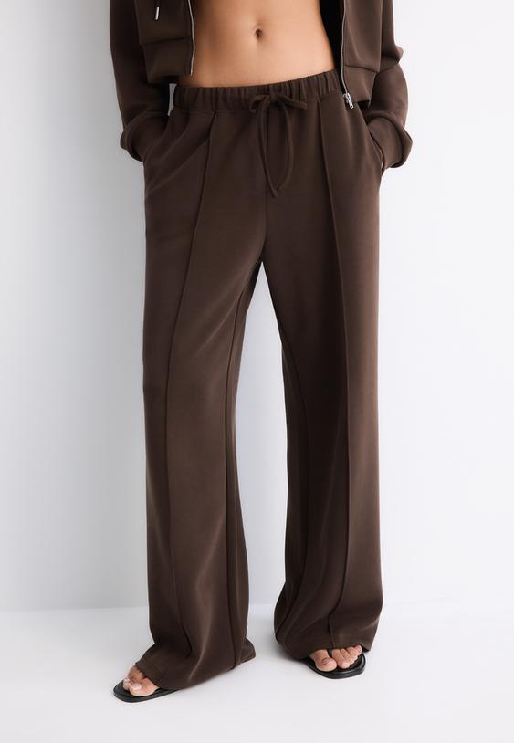 pantalon jogger wide leg nervio tacto suave